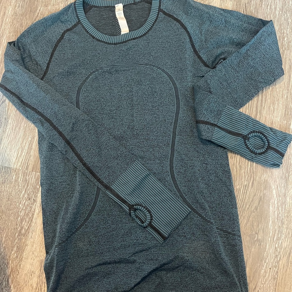 Lululemon long sleeve